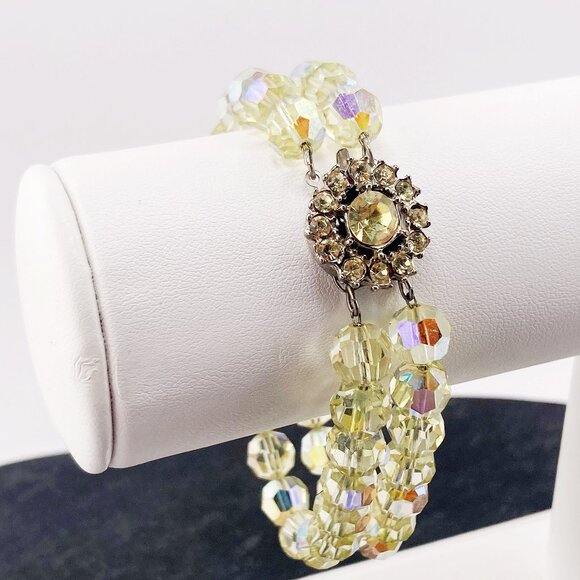 VINTAGE Yellow peridot green AB coated double-strand glass beaded bracelet - Picture 4 of 8